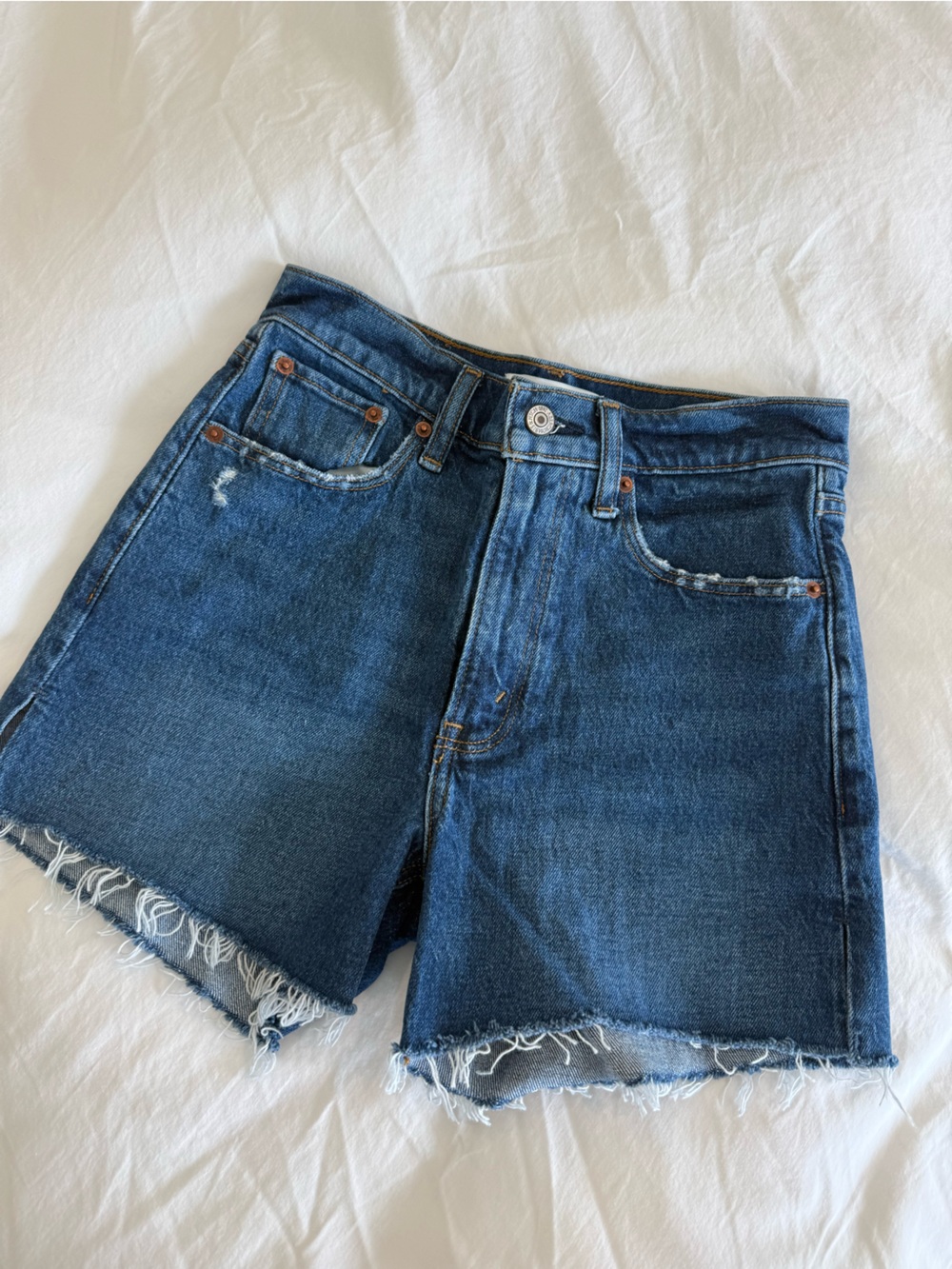 Abercrombie & Fitch Dark Blue Raw-Hem Cropped Jeans